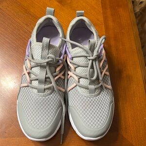 Vionic Zeliya Athletic Women’s Training Shoe Sneaker size 6.5